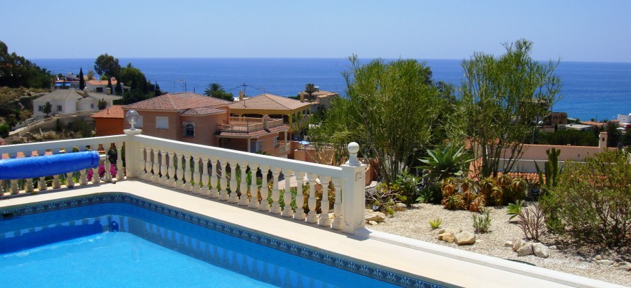 Villa con piscina y fantasticas vistas al mar en Coveta Fuma Villa con piscina y fantasticas vistas al mar en Coveta Fuma